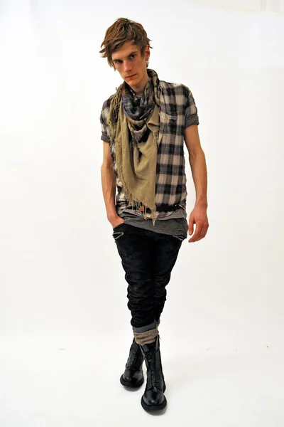 Look 17